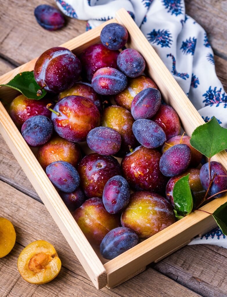 plums, box, apricots, fruits, fruit box, fresh, ripe, harvest, produce, organic, fresh produce, fruit, vitamins, food, food photography, plums, fruits, fruits, fruits, fruit, fruit, fruit, fruit, fruit, food